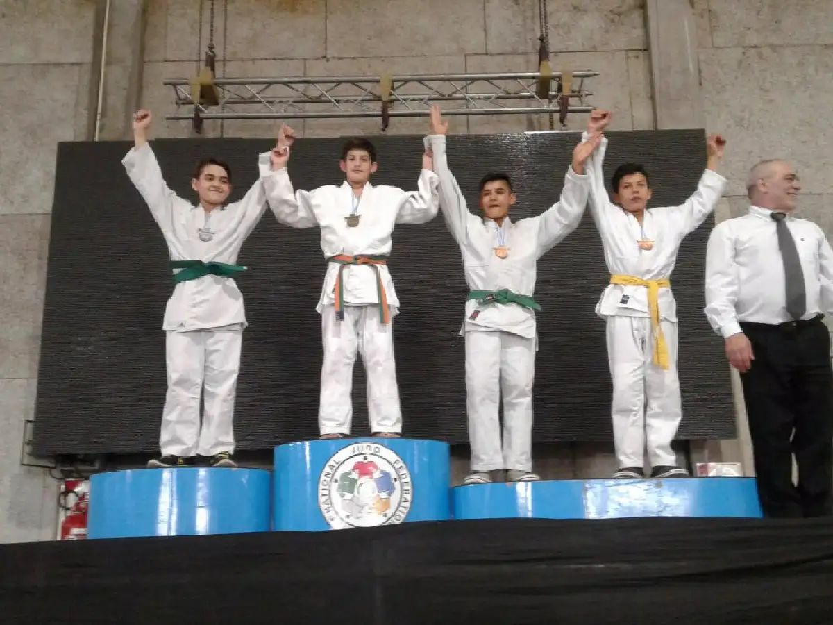 Taborda y Acosta lograron el oro en el Nacional Clausura 