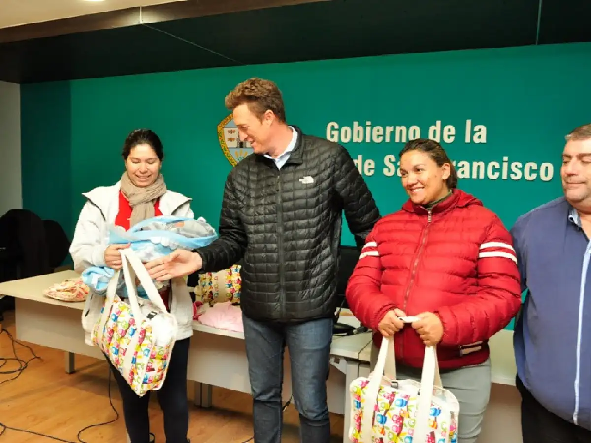 Inscriben para ayuda a embarazadas   