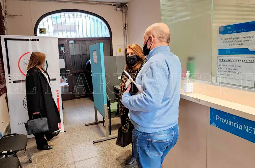 Colegio de Abogados: abrió la sede de renovación de licencias de conducir