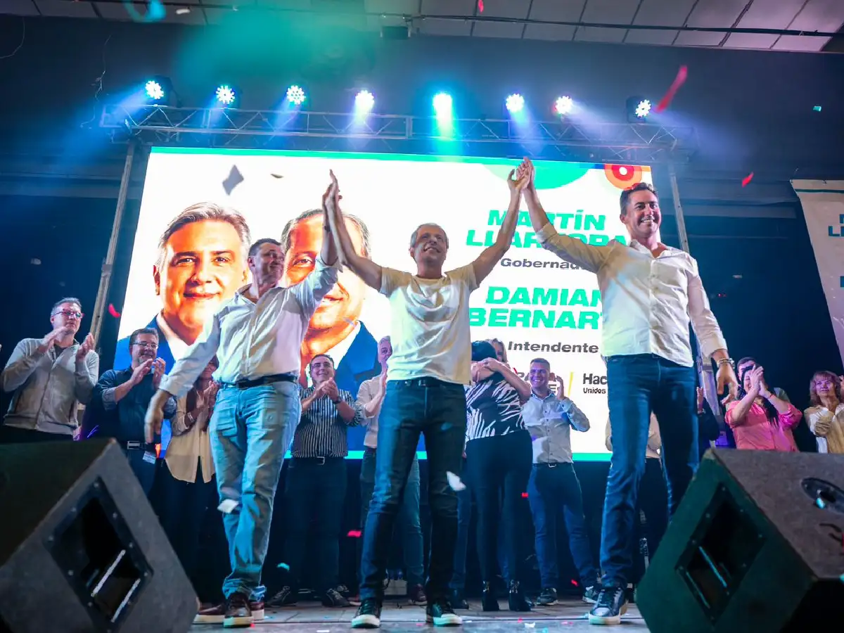 Manuel Calvo acompañó a Damián Bernarte en el lanzamiento de su candidatura a intendente