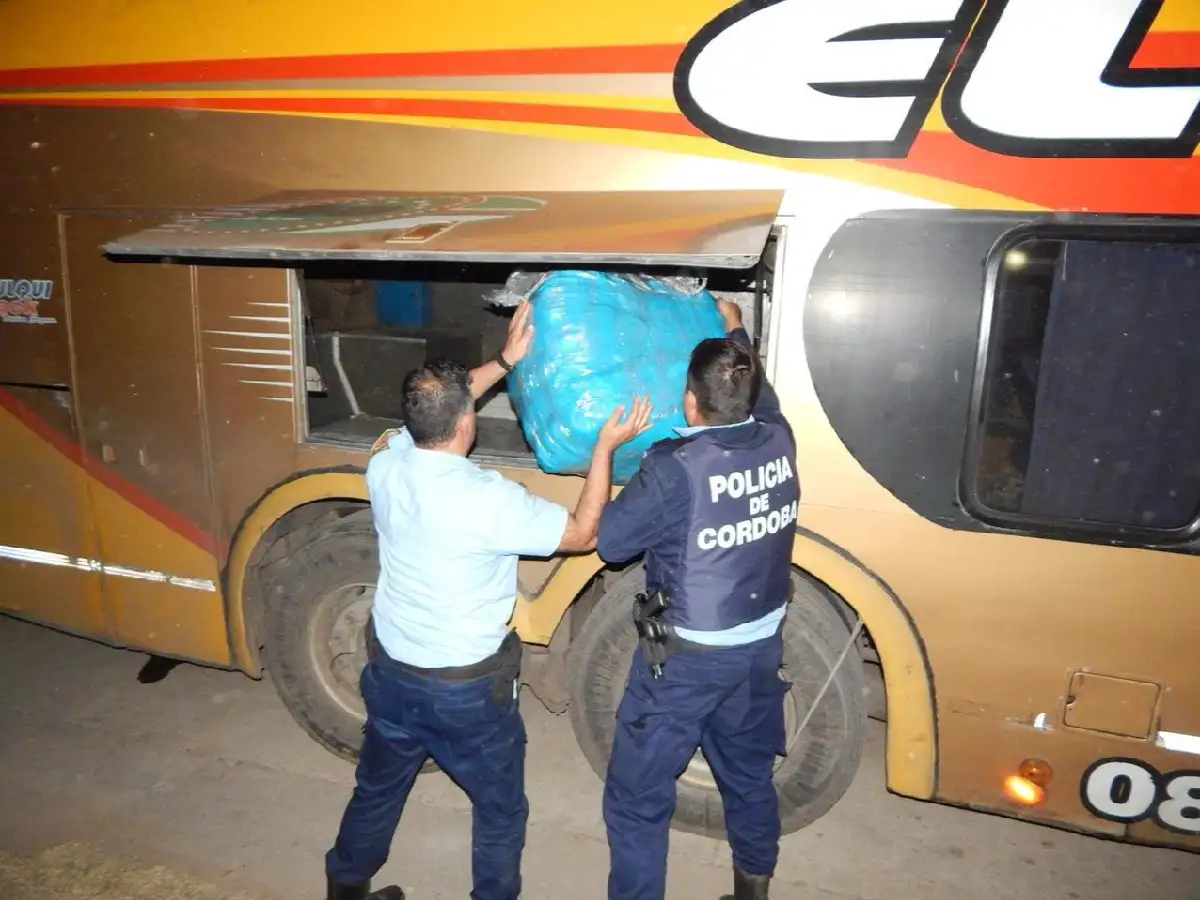 Intentó sobornar a la policía y fue detenida