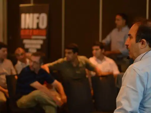 Simón Lutvak es un sólido profesional en la especialidad del coaching orientado a las áreas de ventas. Foto: Ilustración