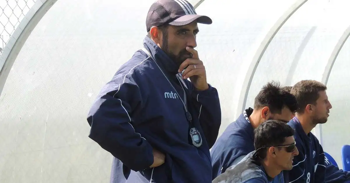 Alvarado: se desvinculó Padilla, el técnico de la Primera Local