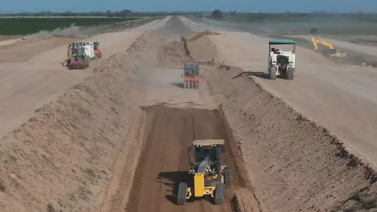 Autopista 19, una obra estratégica que avanza y ya genera empleo.