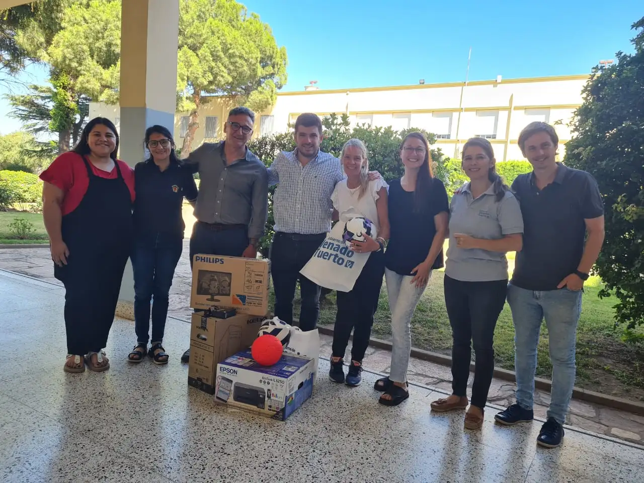 Premios para las escuelas ganadoras del desafío "Creértela para cuidarte"