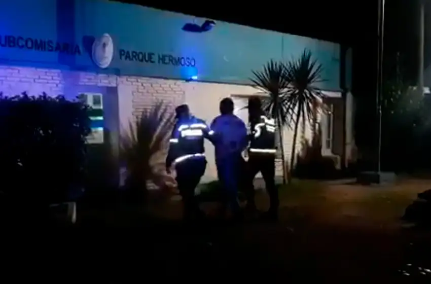 Quiso atacar a su hija y la ex pareja le tiró agua hirviendo
