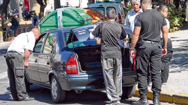 Rosario: multas de $20 mil a los dueños de remises truchos