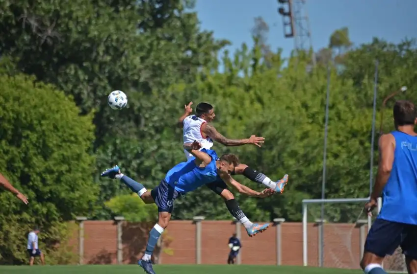 Una goleada y un empate para Alvarado contra Almagro