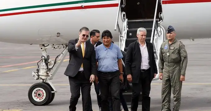 Revelan que la mayoría de los mexicanos está en contra del asilo político a Evo Morales
