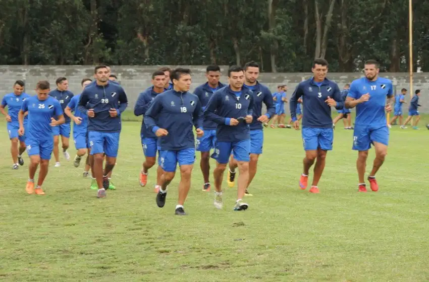 Alvarado viaja a Río Cuarto con dos variantes en la delegación