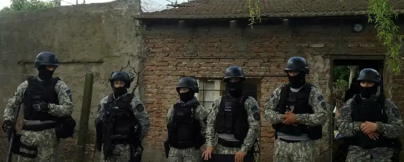 Dos detenidos por usar una bomba molotov contra una familia