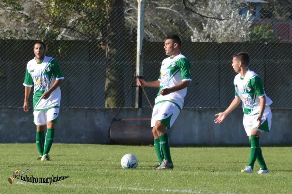 El “Taladro” goleó a Mar de Cobo
