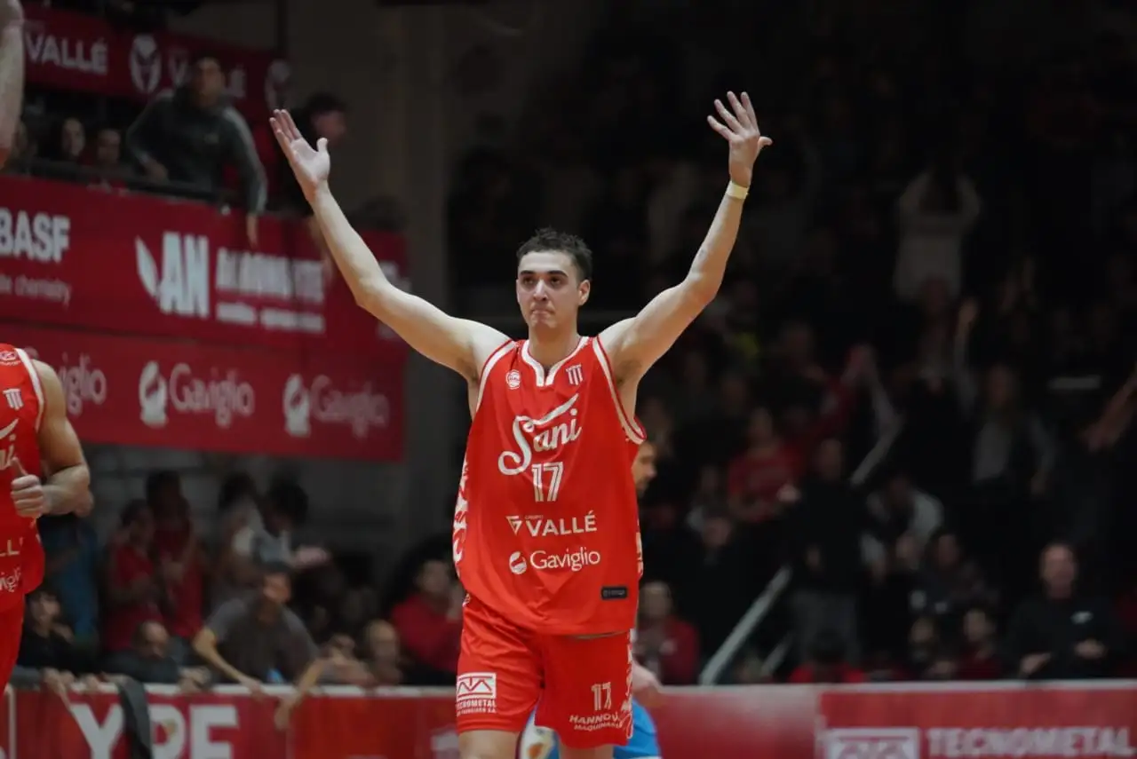 Eydallín continua en el "santo".