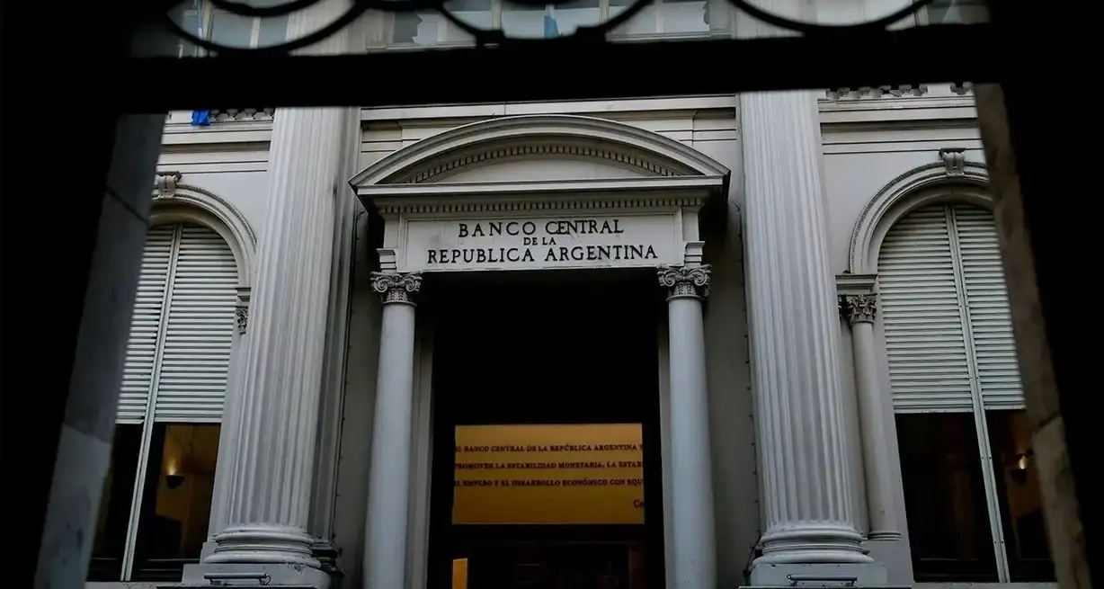 La jueza Rosso dictaminó que la fintech deberá rectificar la información financiera y eliminar la presunta deuda de los registros del Banco Central.
