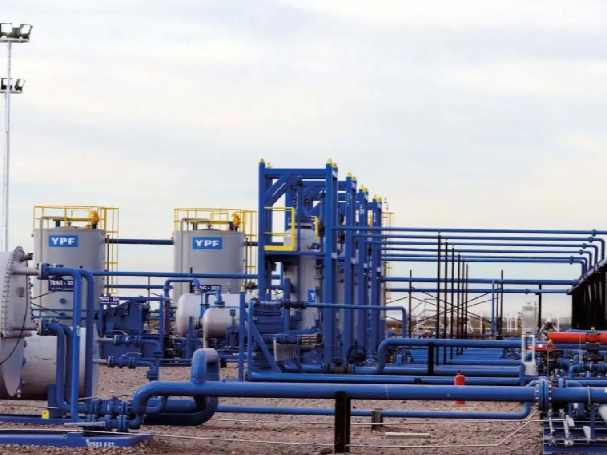Petroleras amenazan con dejar de invertir si se suspende la suba del gas en 24 cuotas