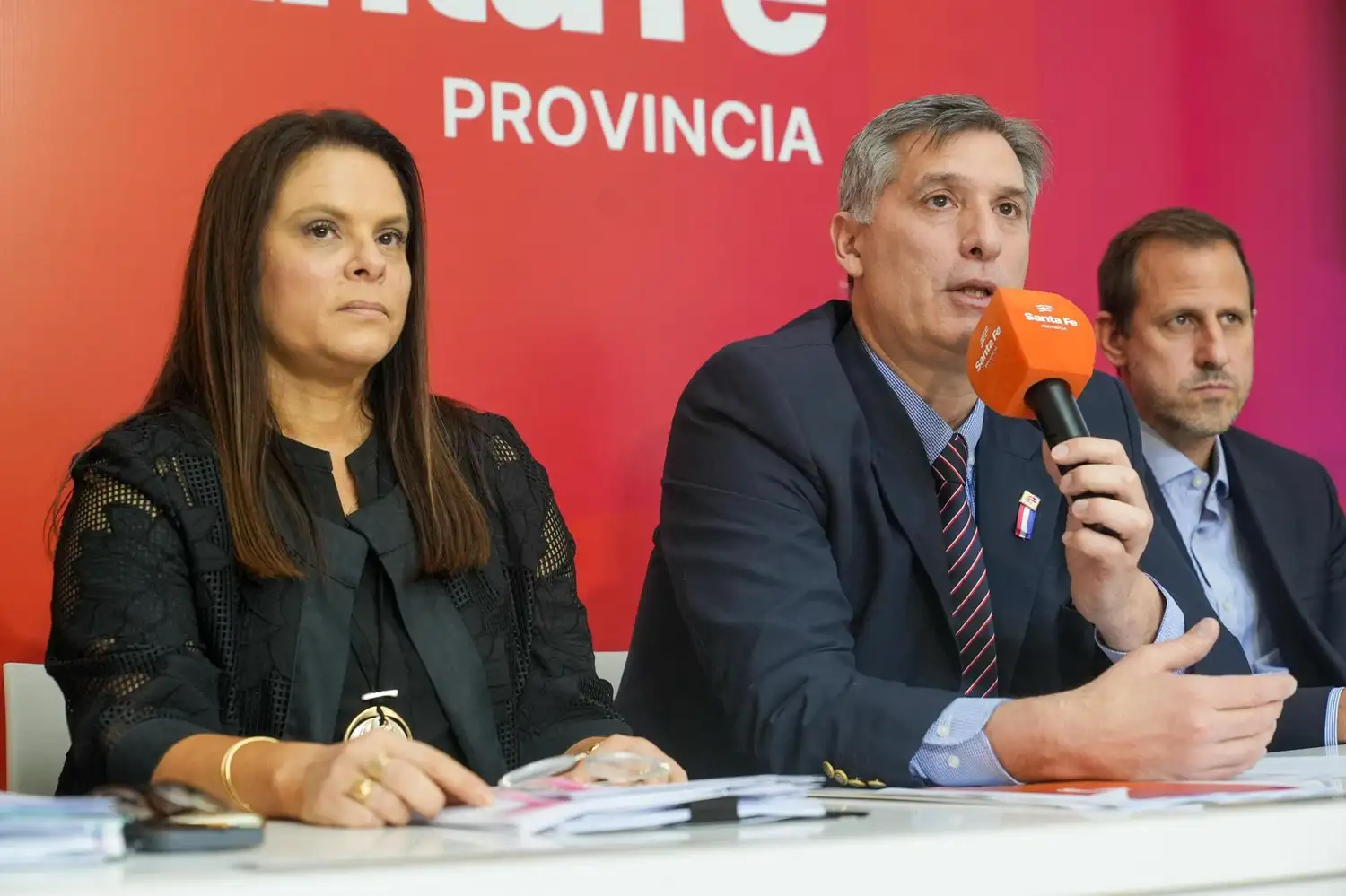 Pablo Olivares encabezó la conferencia de prensa.
