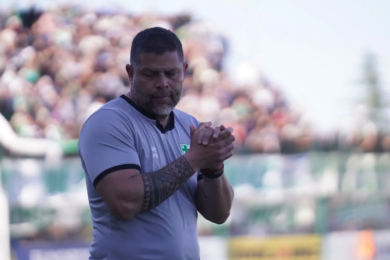 El DT de Sportivo, Sergio Maza.