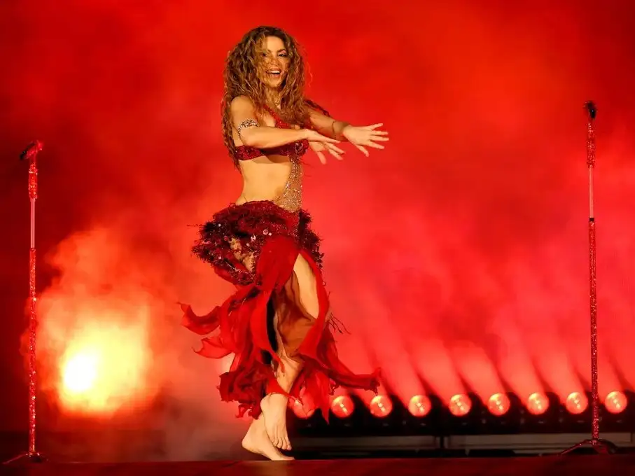 shakira en su gira las mujeres ya no lloran