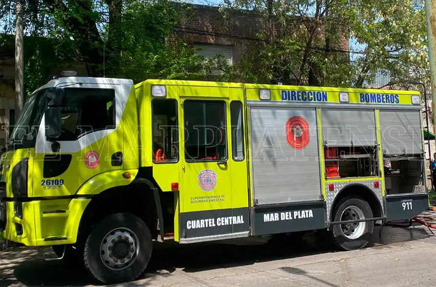 Se incendió una vivienda y las llamas afectaron el 80% de la propiedad