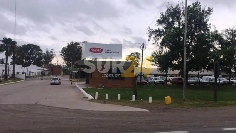 El frigorífico Swift volvió a la faena y los empleados a sus puestos de trabajo, a la espera de los cortes Kosher