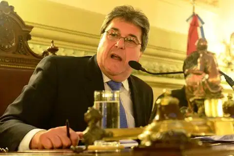 “Los impuestos deben determinarse por justicia y no por lobby”