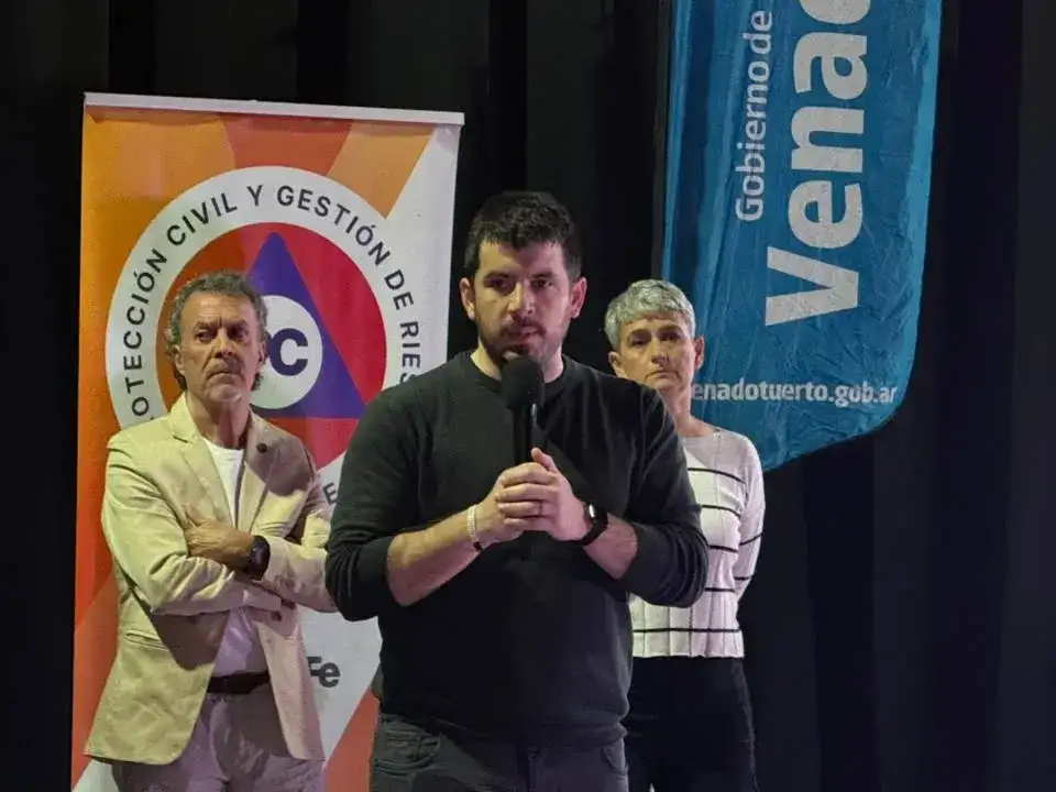 Chiarella y Torres encabezaron la apertura del encuentro.