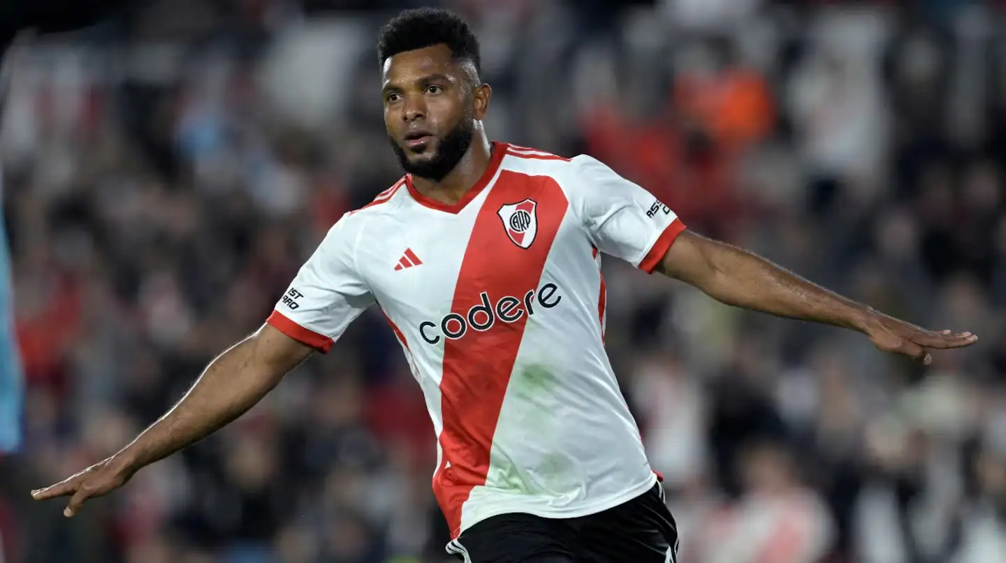 El delantero se encuentra de mini-pretemporada con el equipo que conduce Marcelo Gallardo.