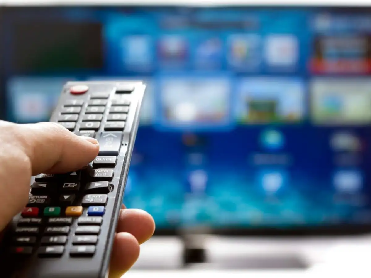 El Gobierno autorizó aumentos de las tarifas de internet, telefonía fija y televisión por cable