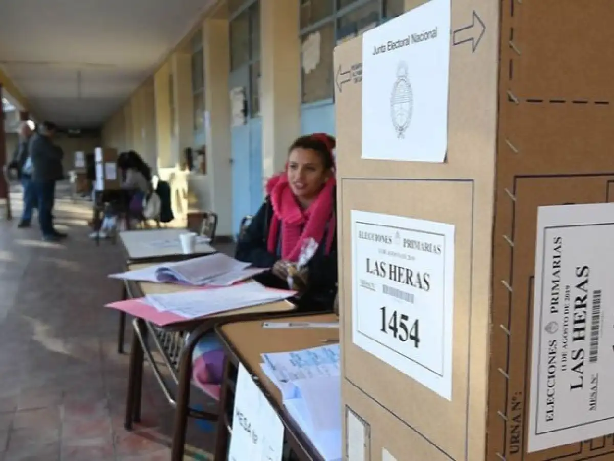 Autoridades de mesa: telegramas rechazados, segundas dosis e incertidumbre por la asistencia