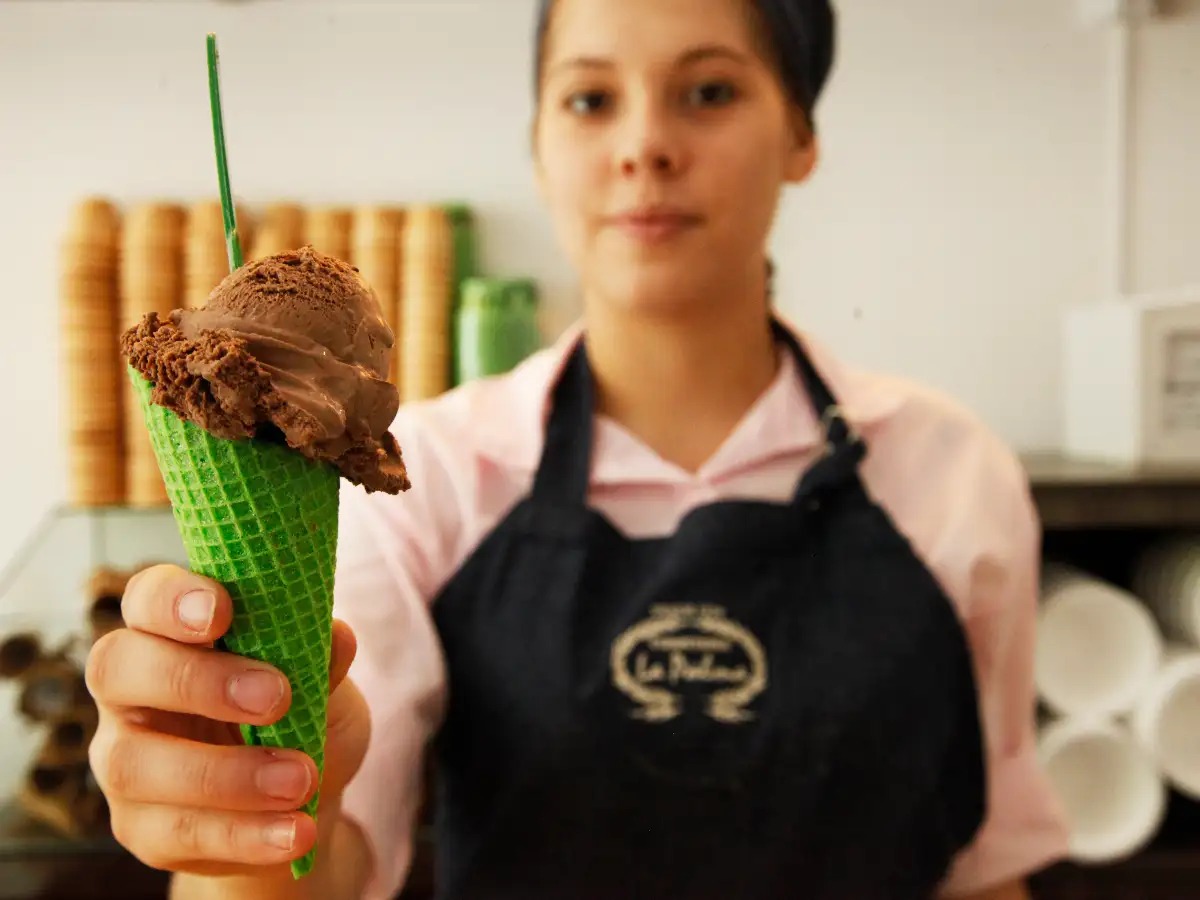 Helados: tras el boom del fernet llegaron  los sabores cócteles a La Palma 