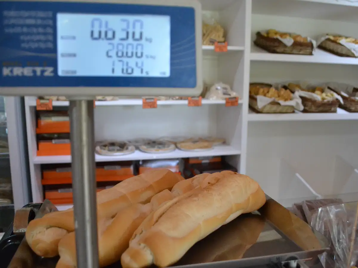 Aumentan el pan y los cigarrillos