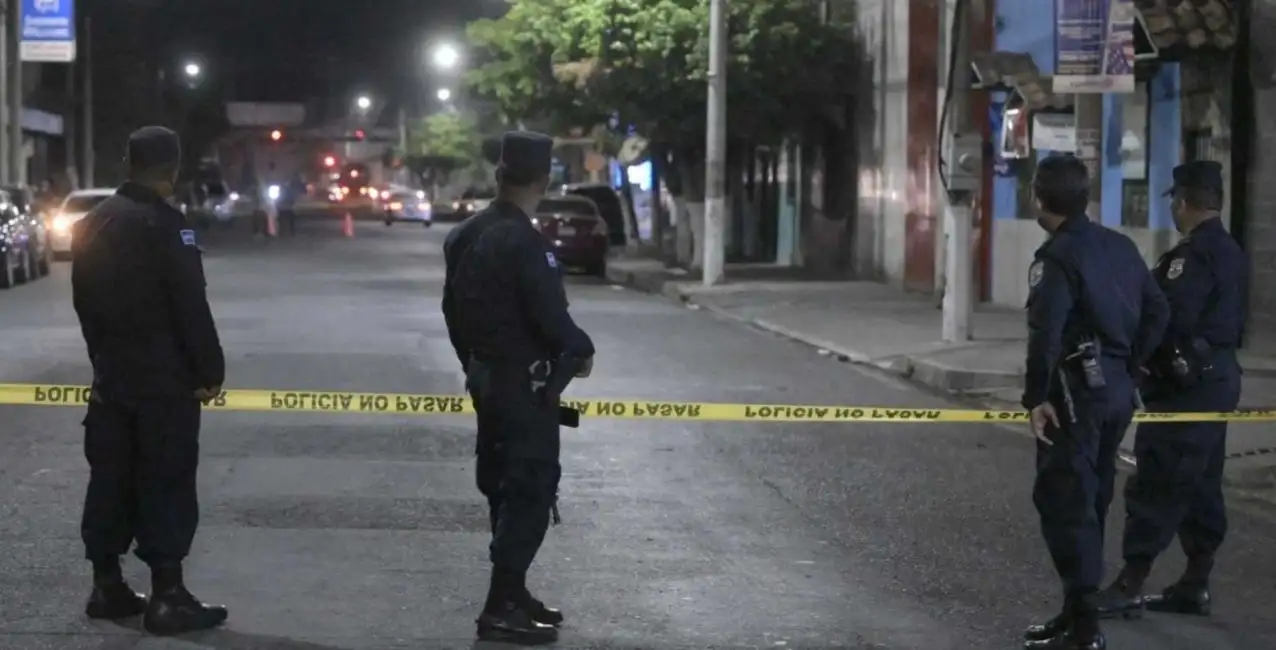 Estado de sitio en El Salvador por asesinatos atribuidos a pandillas
