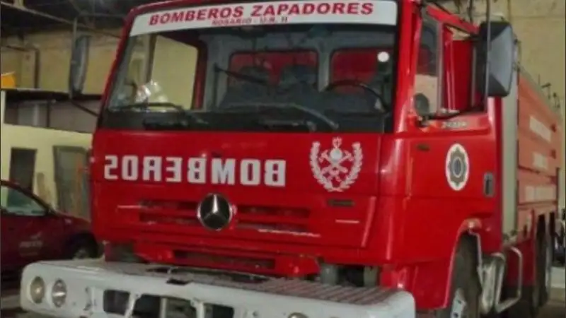 Se incendió un departamento del Fonavi Don Bosco: un hombre sufrió quemaduras