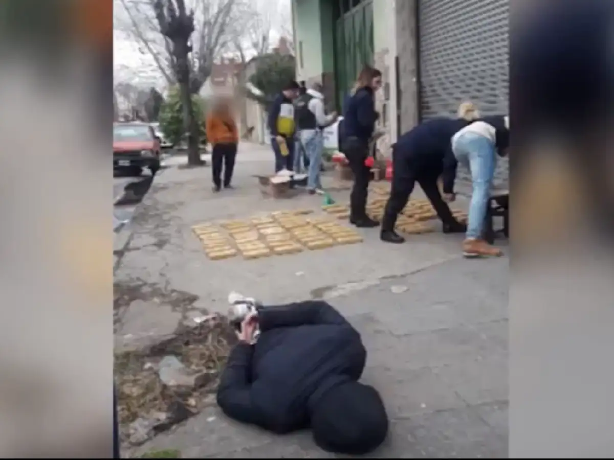 [Video] Así sorprendieron a "narcos" en plena transacción 