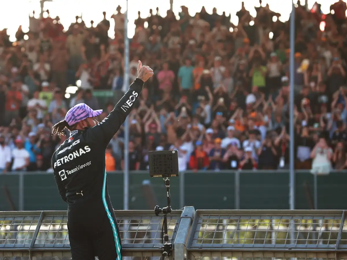 Hamilton dominó los ensayos en Silverstone