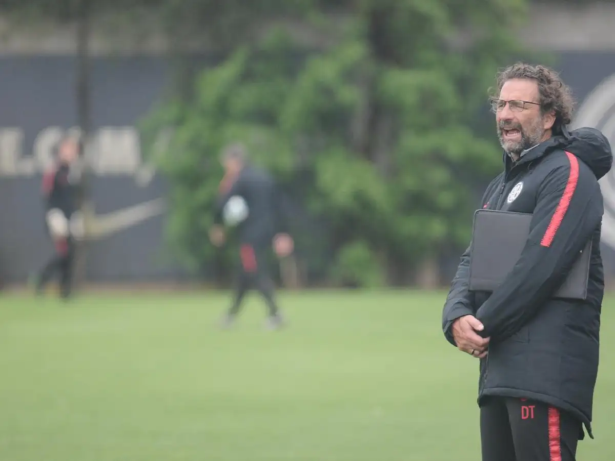 Pizzi: “Estamos motivados para jugar el clásico”