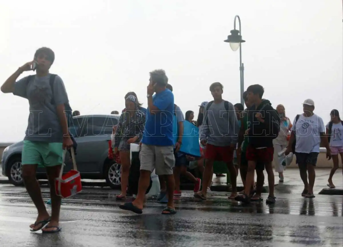 Alerta por intensas lluvias y fuerte viento para este domingo