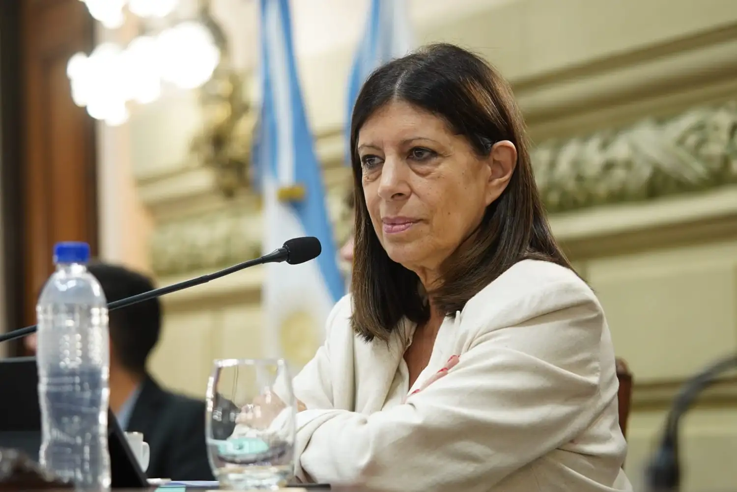 García admite que se emocionó cuando volvió a jurar como presidenta de Diputados. Valora el diálogo y la acción política.