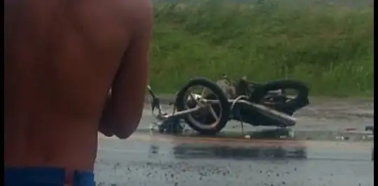 Ruta 11: dos motociclistas fallecieron en un trágico accidente