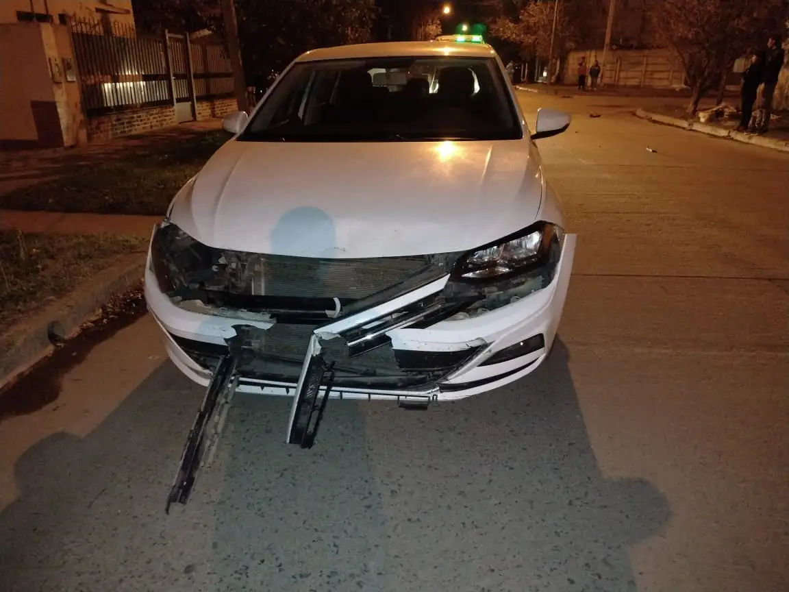 El automóvil que fue protagonista del accidente.