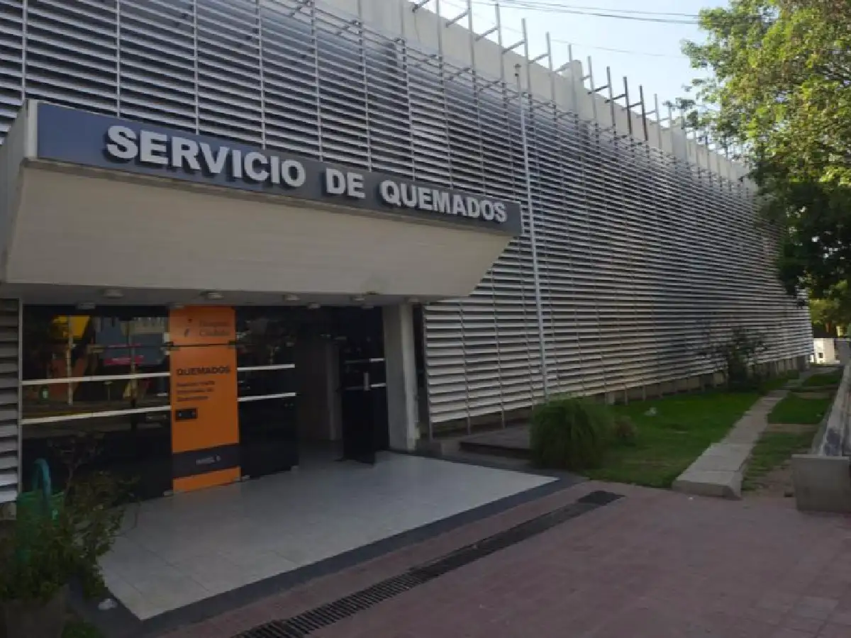 Discutió con su expareja y le prendió fuego la casa