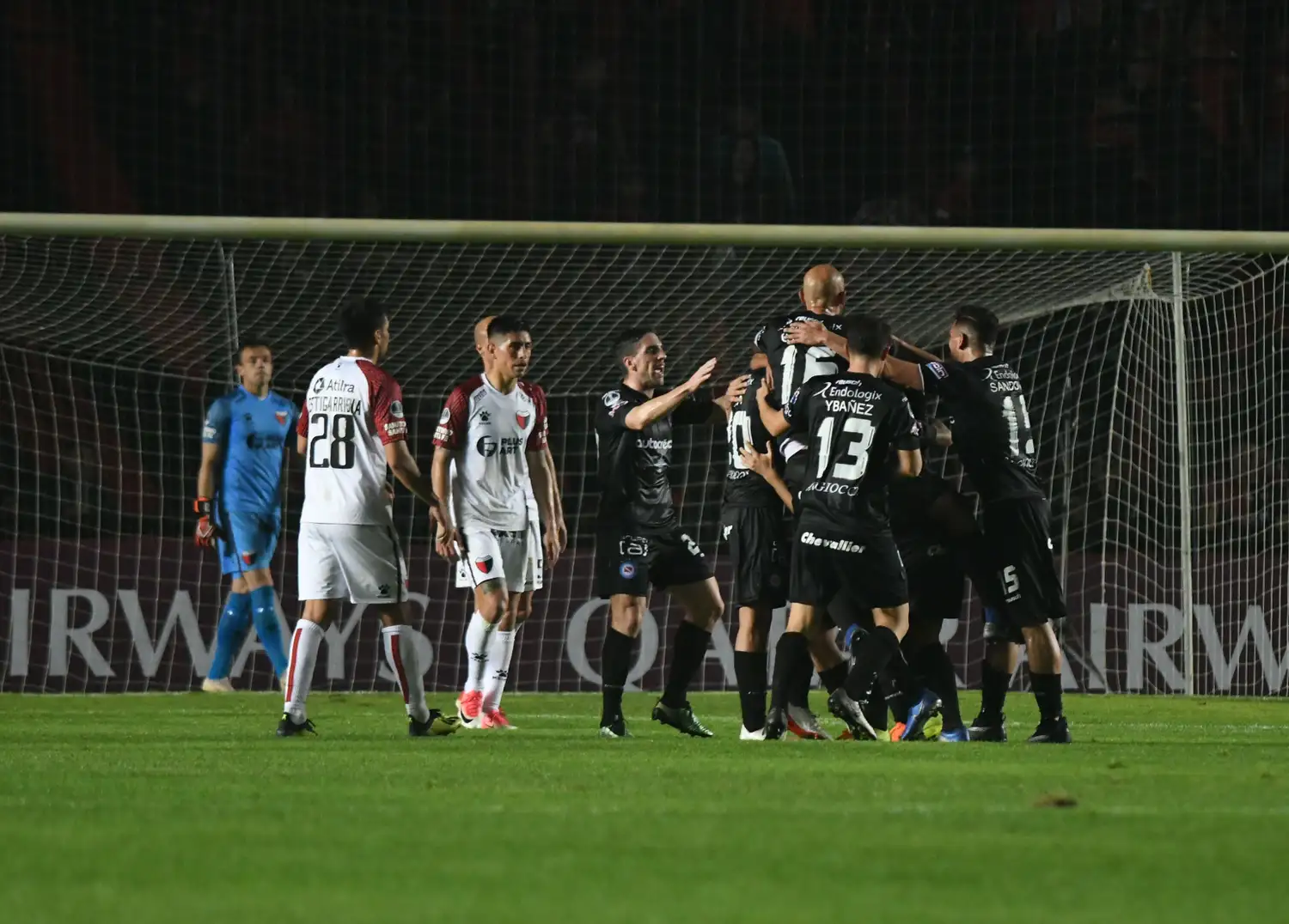 Copa Sudamericana: Argentinos le ganó a Colón el duelo de ida de los octavos
