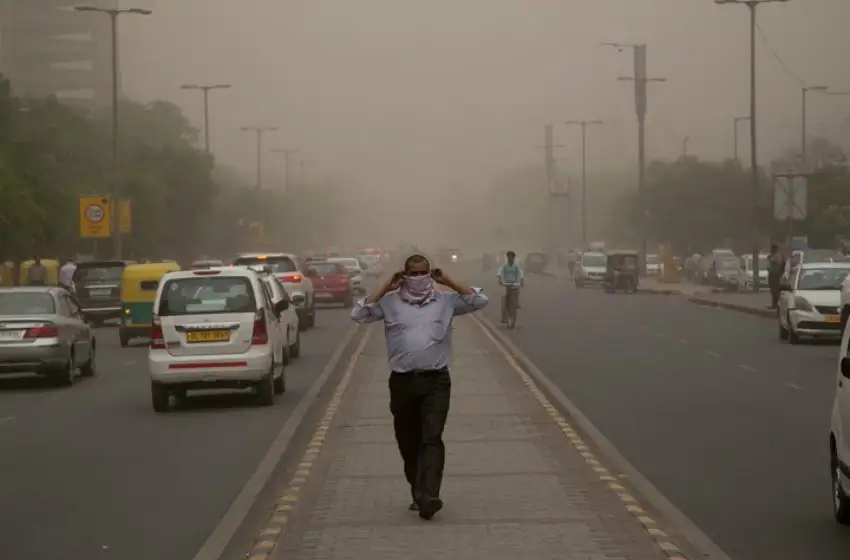 India: Tormenta de arena dejó 100 muertos