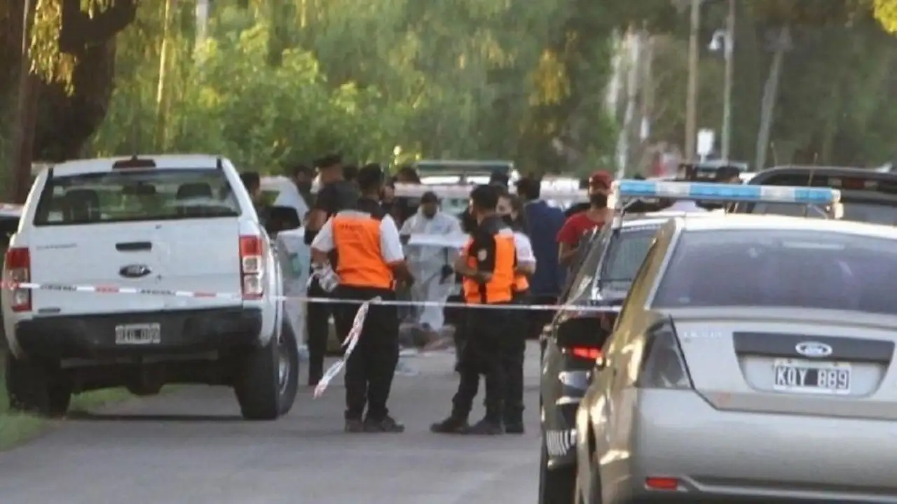 Encuentran a un joven asesinado en su departamento de la ciudad de Mendoza