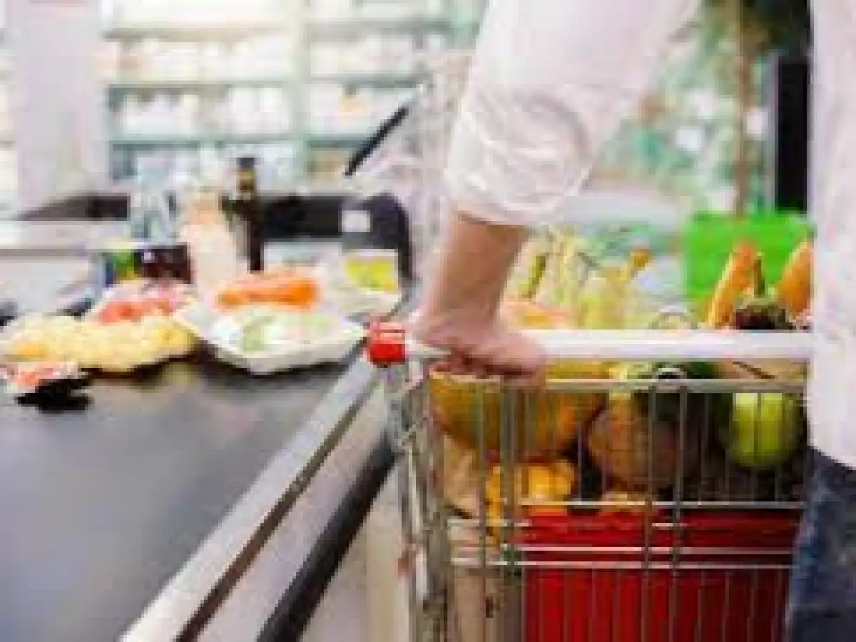 La inflación se disparó al 7,7% en marzo, por encima de lo esperado