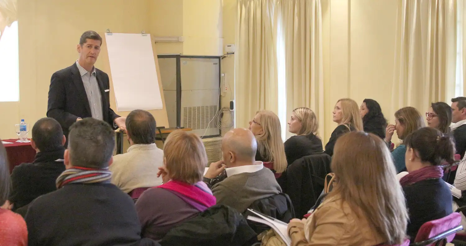 “Liderazgo ejemplar, valores humanos y amor inteligente”
