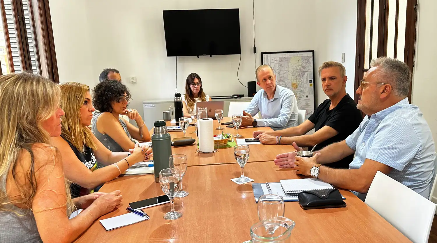 El legislador rosarino encabezó la reunión de trabajo.