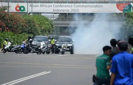 Al menos seis muertos en explosiones y tiroteo en Indonesia