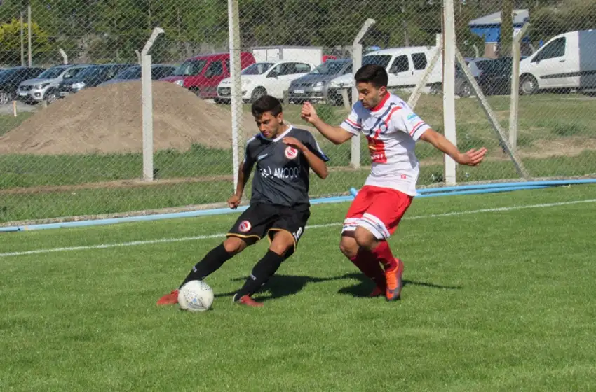 La Liga Marplatense de Fútbol postergó el arranque del torneo
