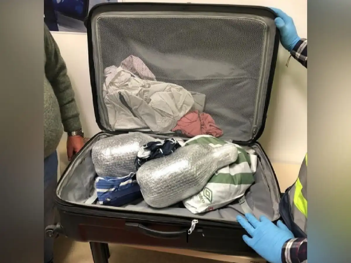 Secuestran en Madrid más de 20 litros de éxtasis líquido que iban a ser traficados a la Argentina